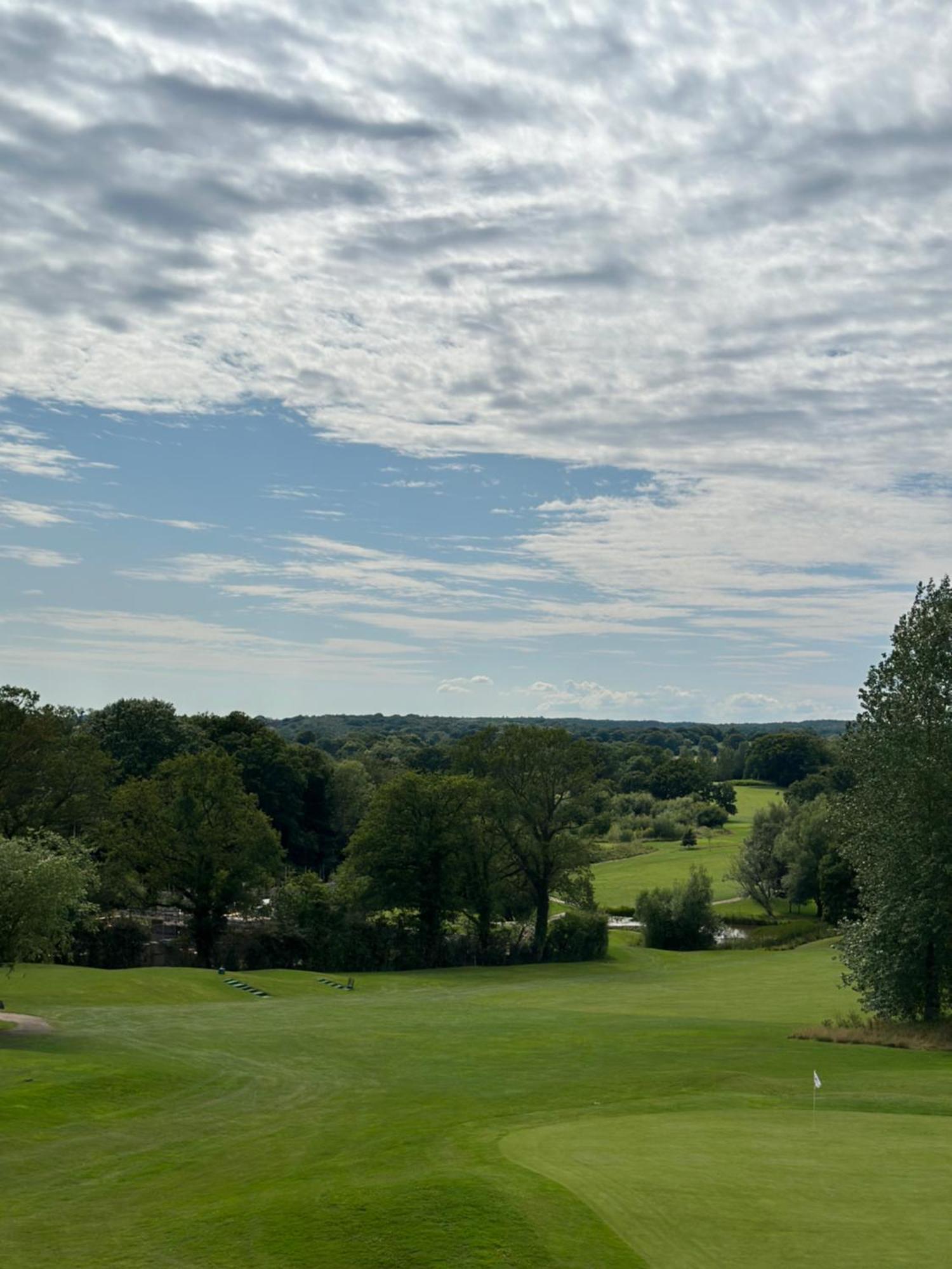 London Beach Country Hotel & Golf Club Тентърдън Екстериор снимка