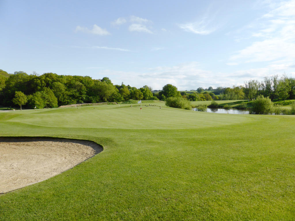 London Beach Country Hotel & Golf Club Тентърдън Екстериор снимка