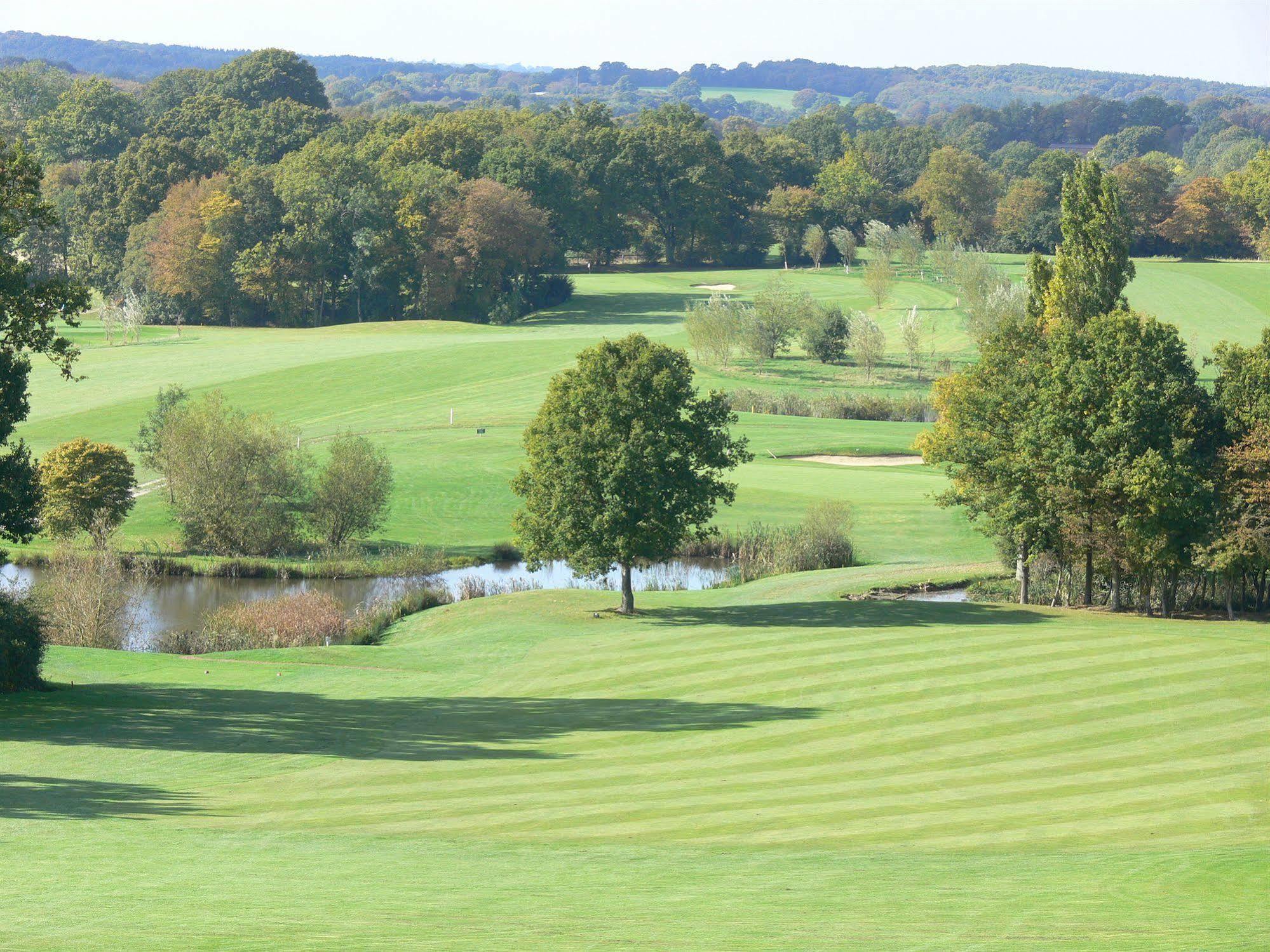 London Beach Country Hotel & Golf Club Тентърдън Екстериор снимка