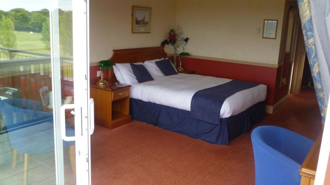 London Beach Country Hotel & Golf Club Тентърдън Екстериор снимка